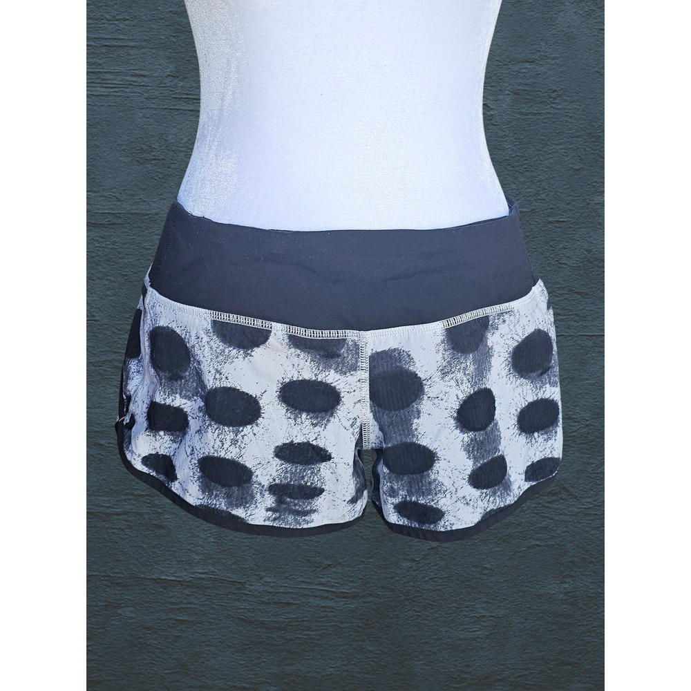 Lululemon Run Speed Short Women 6 Seaside Dot Black White Polka Dot W7506S 3"